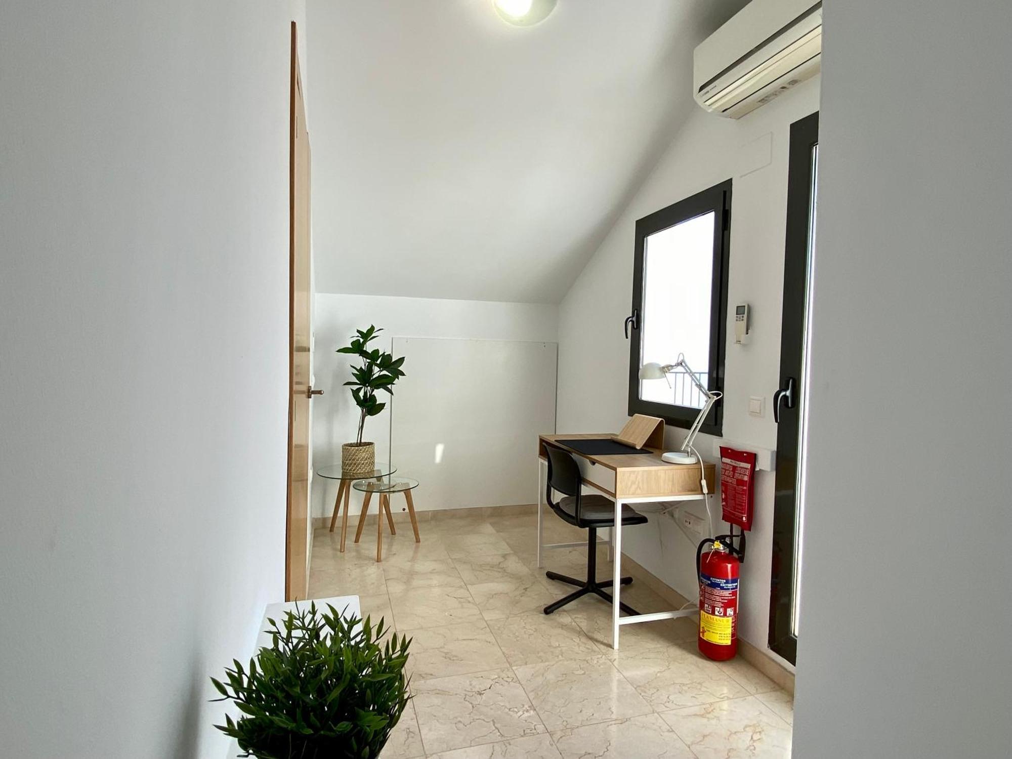 فيلا Torreblanca 4Bdr Townhouse With Stunning Views فوينخيرولا المظهر الخارجي الصورة