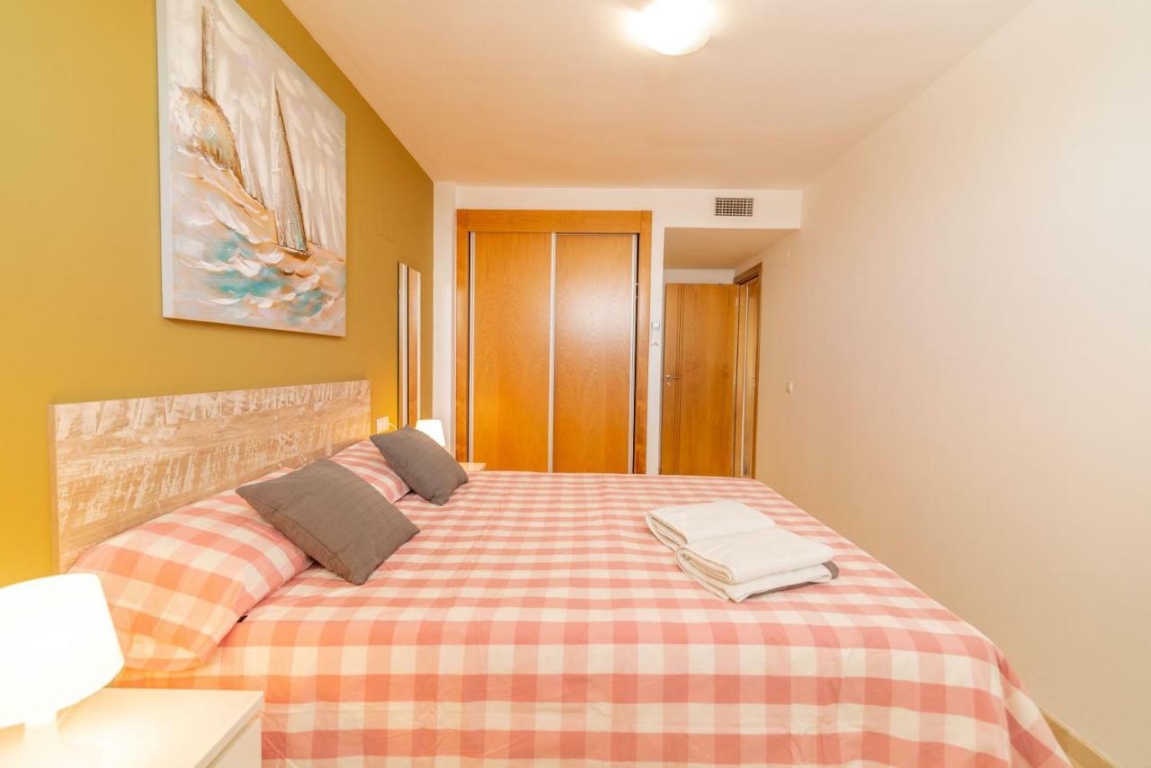 فيلا Torreblanca 4Bdr Townhouse With Stunning Views فوينخيرولا المظهر الخارجي الصورة