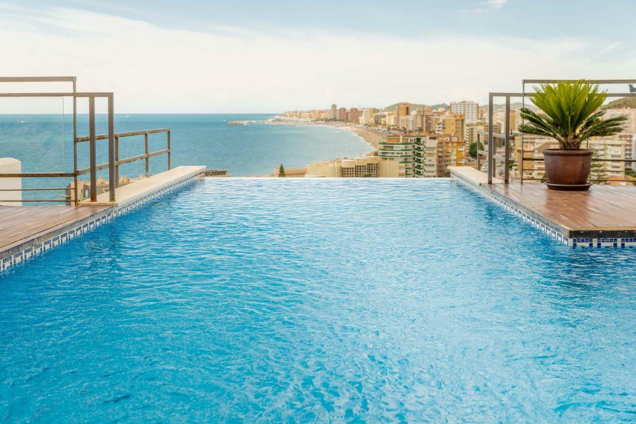 فيلا Torreblanca 4Bdr Townhouse With Stunning Views فوينخيرولا المظهر الخارجي الصورة