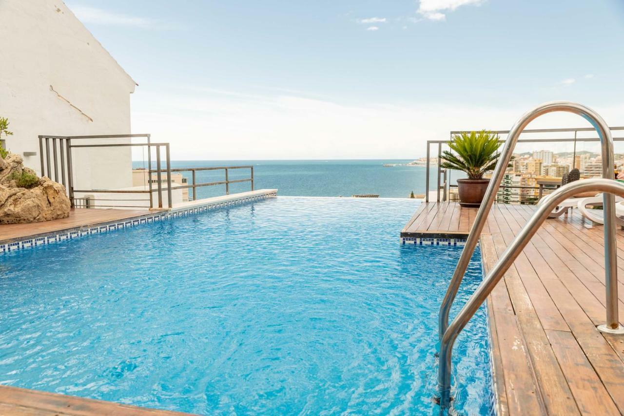 فيلا Torreblanca 4Bdr Townhouse With Stunning Views فوينخيرولا المظهر الخارجي الصورة