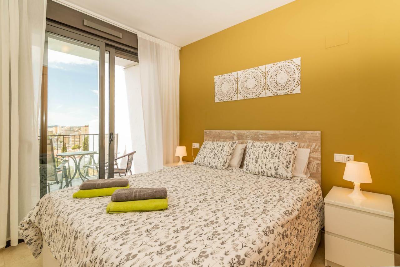 فيلا Torreblanca 4Bdr Townhouse With Stunning Views فوينخيرولا المظهر الخارجي الصورة